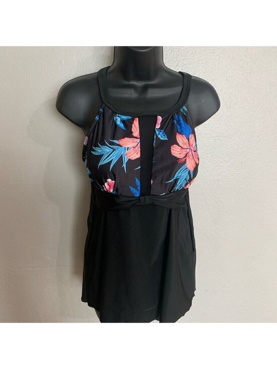 Other - Black Tankini with floral print